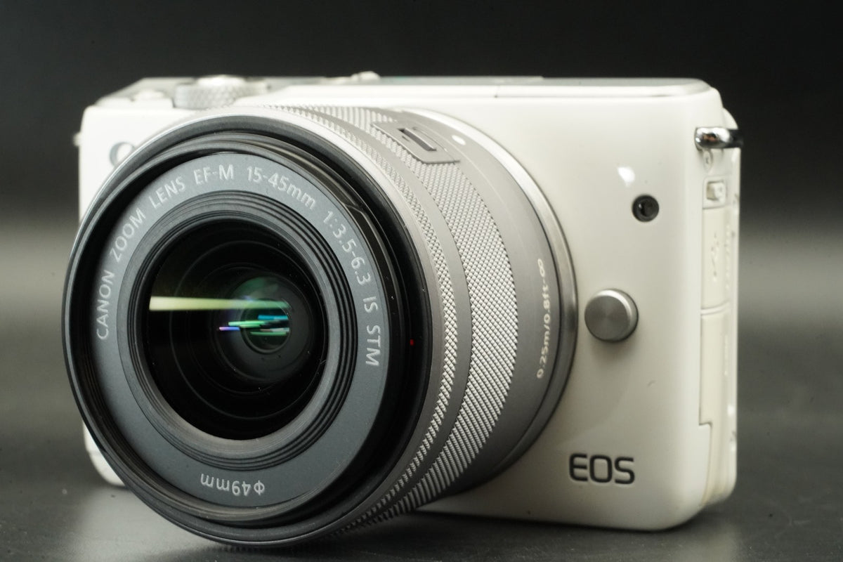 Canon EOS M10 Mirrorless Digital Camera White w/ 15-45mm Lens #11944