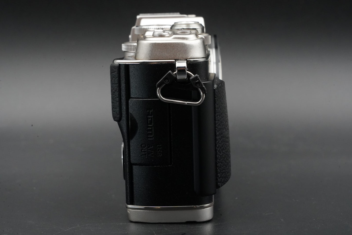 Olympus PEN E-P5 Silver Body Wifi Digital Camera Japan US Duty Paid 10762