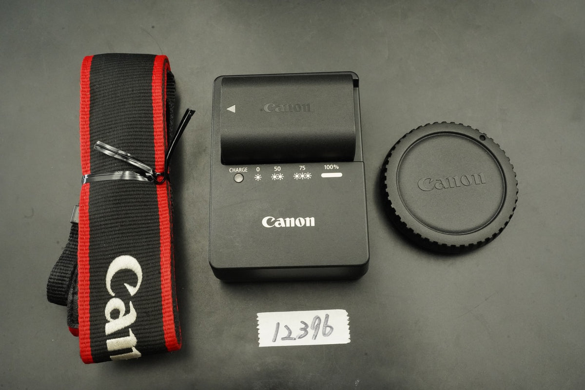 Canon EOS 7D Mark II DSLR Digital SLR Video Camera Used #12396
