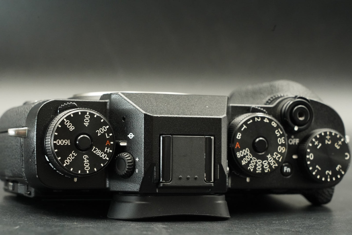 Only 1 cuts!! Fujifilm X-T2 Mirrorless Digital Camera 11526