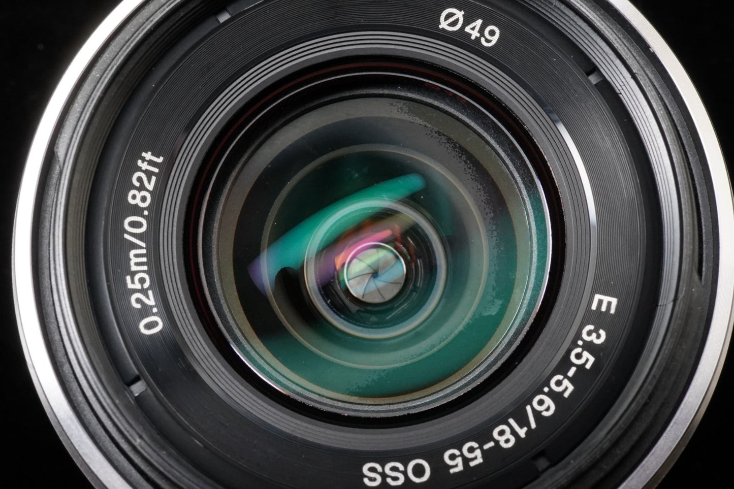[US Duty Paid] Sony Alpha NEX-5R Mirrorless Camera Bundle with Lens White 9486