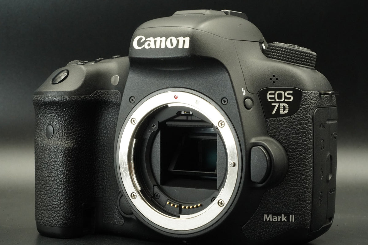 Canon EOS 7D Mark II DSLR Digital SLR Video Camera Used US STOCK #11989