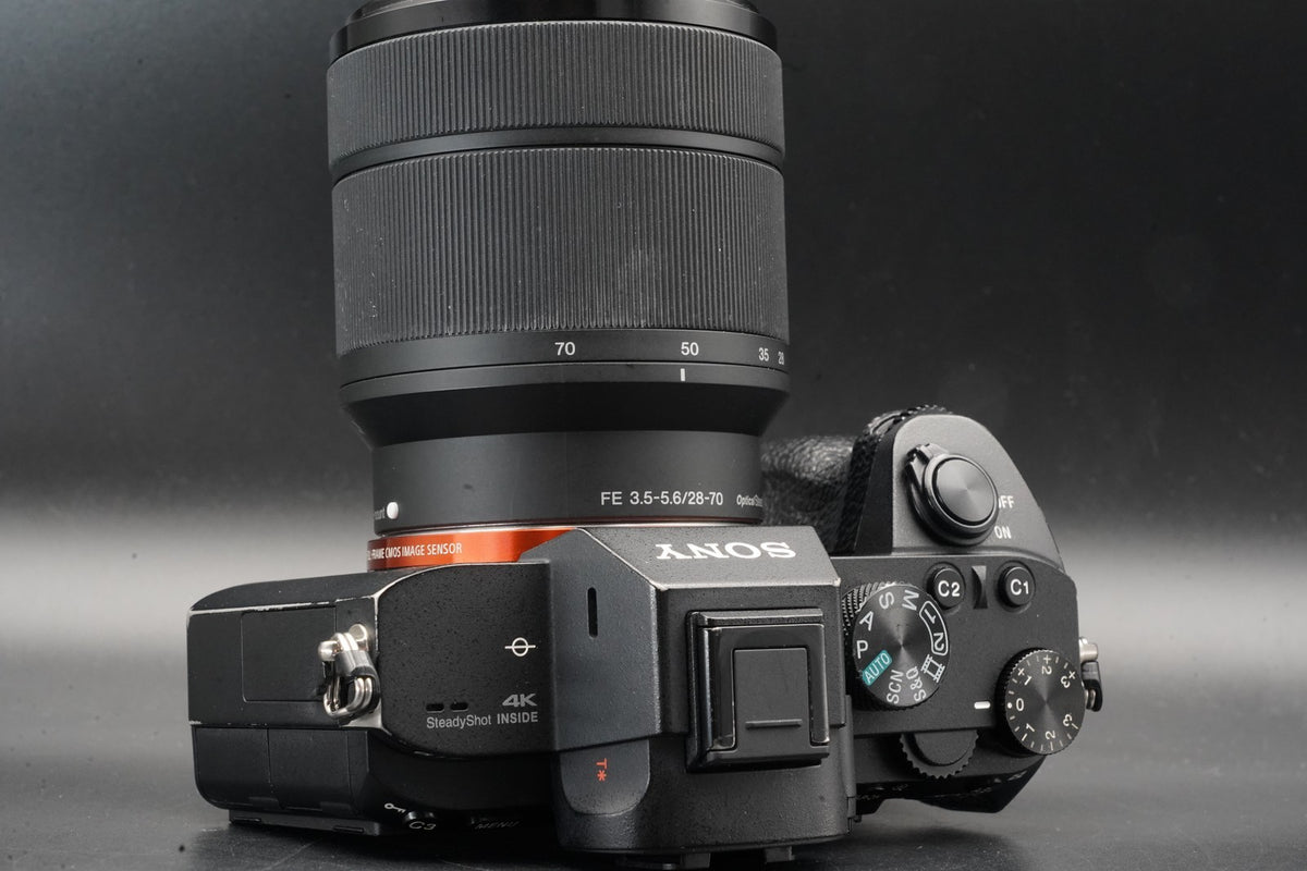 Sony a7 III ILCE-7M3 Spiegellose Digitalkamera mit FE 28-70 Objektiv #11373