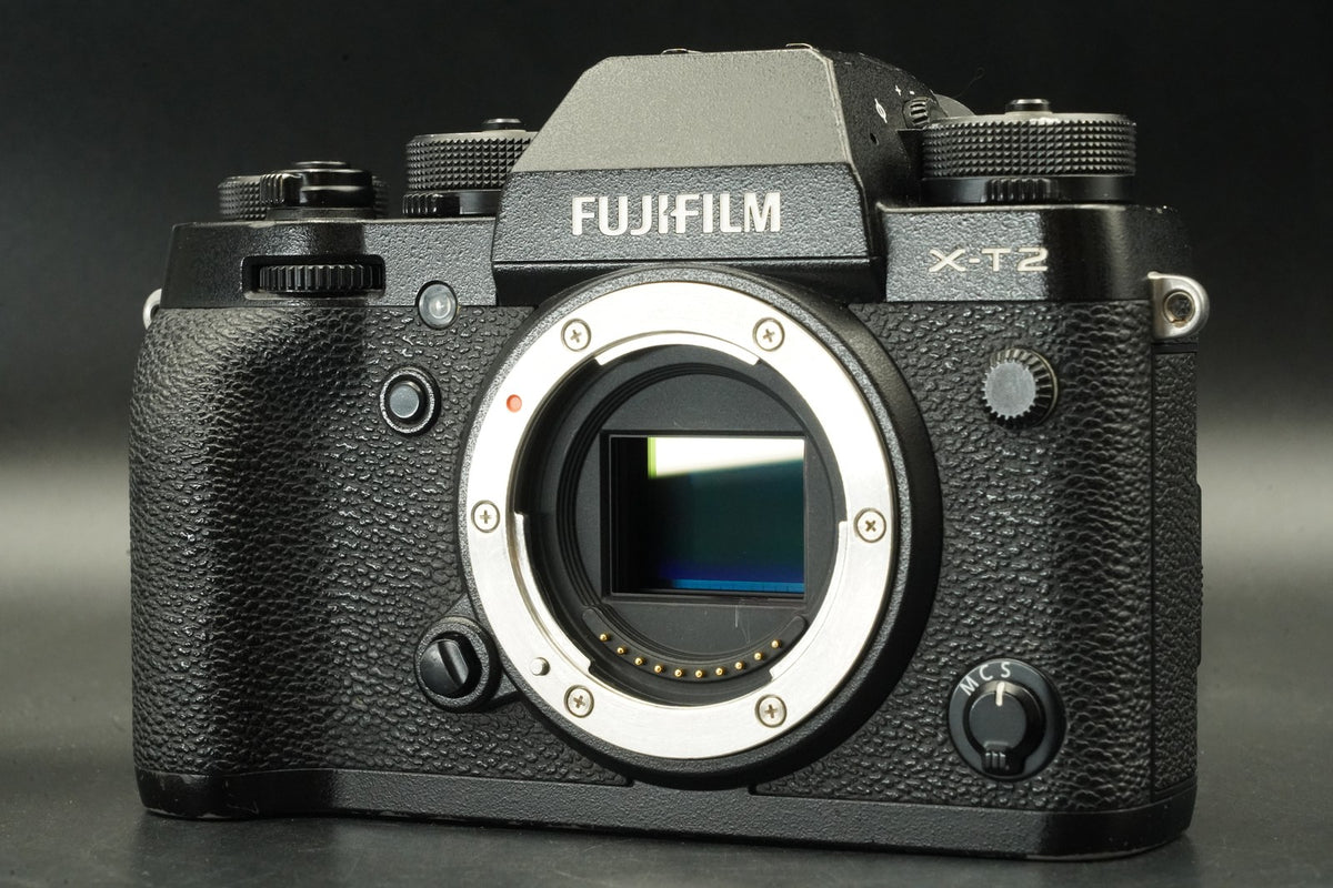 Fujifilm Fuji X-T2 Mirrorless Digital Camera -1 cut?- US STOCK #12160