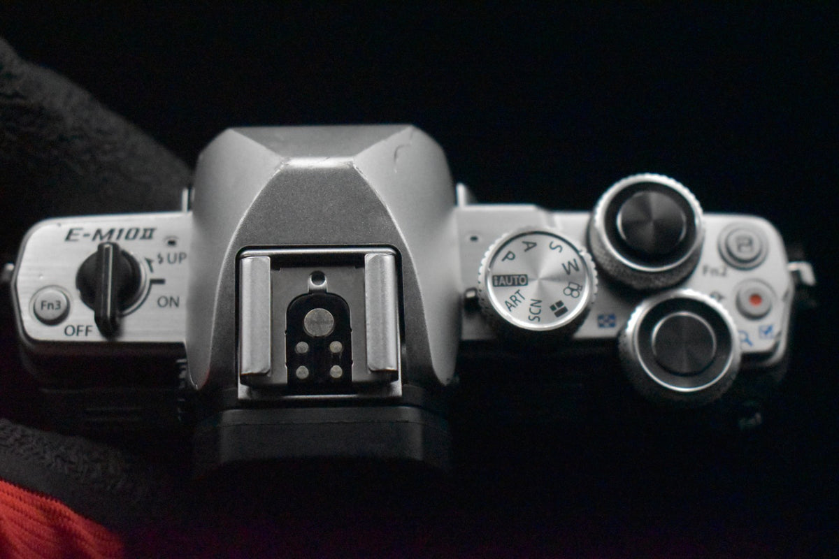 [US Duty Paid] Olympus OM-D E-M10 Mark II 16,1MP Appareil Photo Numérique...