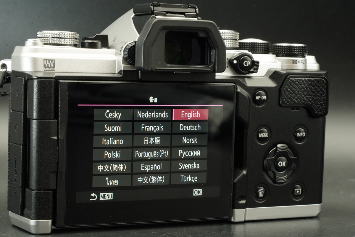 OM SYSTEM OM-3 Mirrorless Camera Silver -223 cuts- #11668
