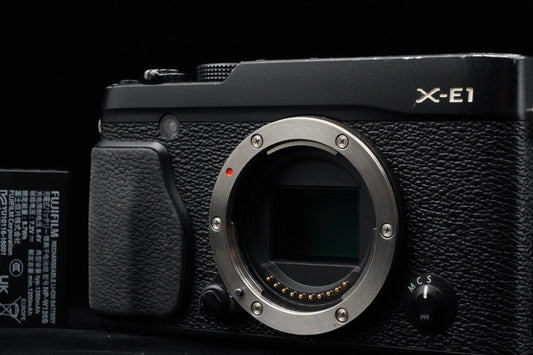 Fujifilm X-E1 16.3MP Digital SLR Camera Body Black US STOCK #11841