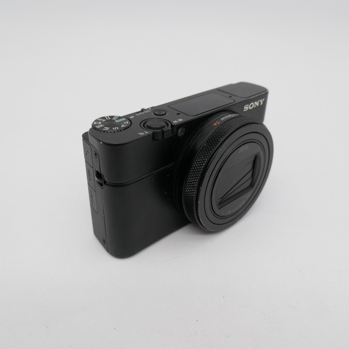 [US Duty Paid] Sony Cyber-Shot DSC-RX100M7 VII Mark 7 Digital Camera 8182