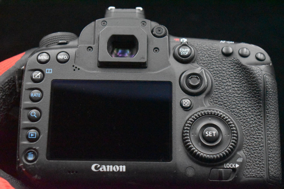 [US Duty Paid] Canon EOS 7D Mark II DSLR Digital SLR Video Camera Used 9066