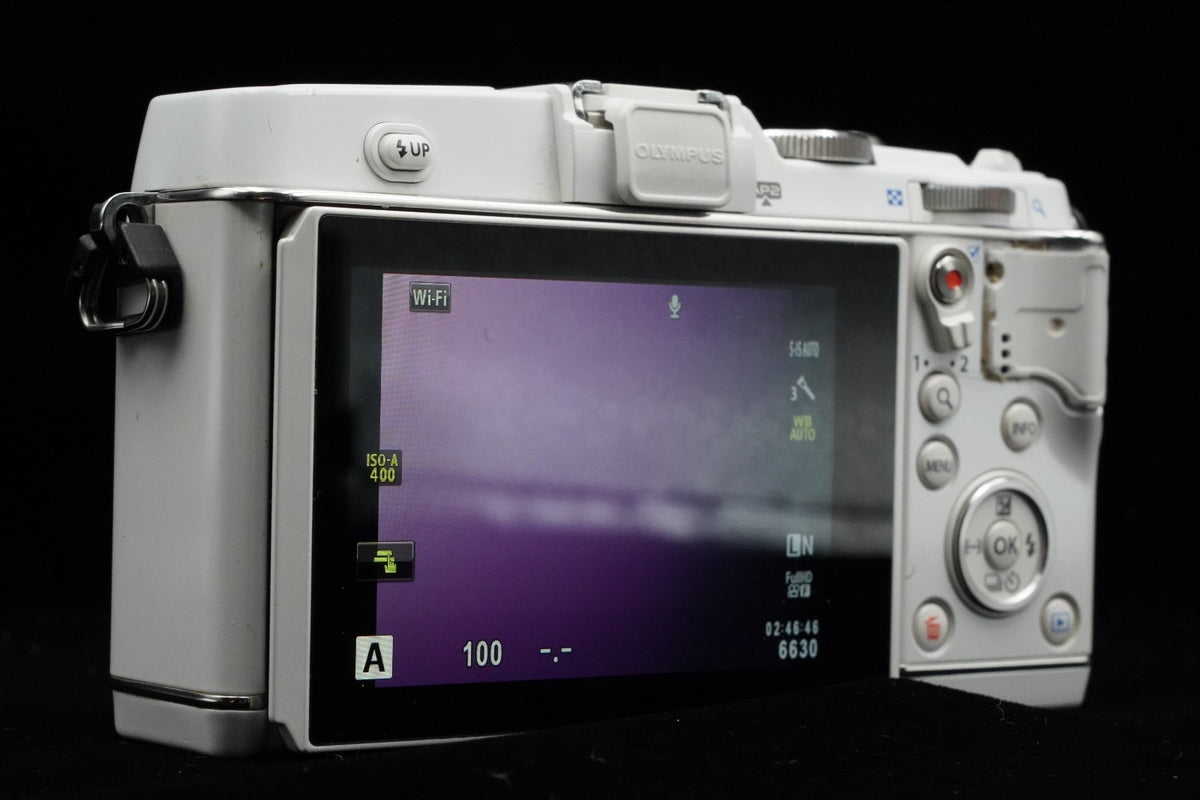 Olympus PEN E-P5 White Body Wifi Digital Camera Japan US STOCK #9454