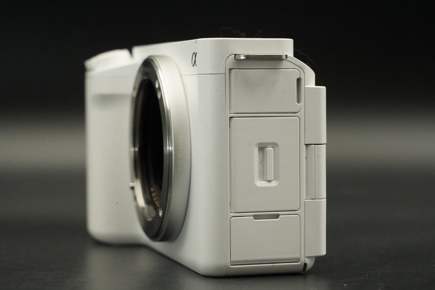 Sony Alpha ZV-E1 4K UHD Mirrorless Camera English White US DUTY PAID 11520