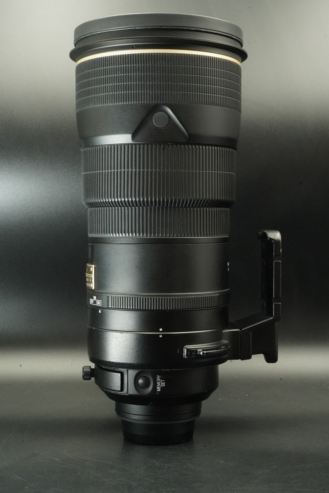 Nikon AF-S NIKKOR 300mm f/2.8 G IF-ED Lens #12538
