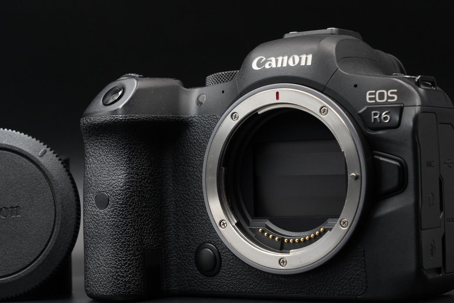 Canon EOS R6 20.1MP Mirrorless Camera US DUTY PAID 10441