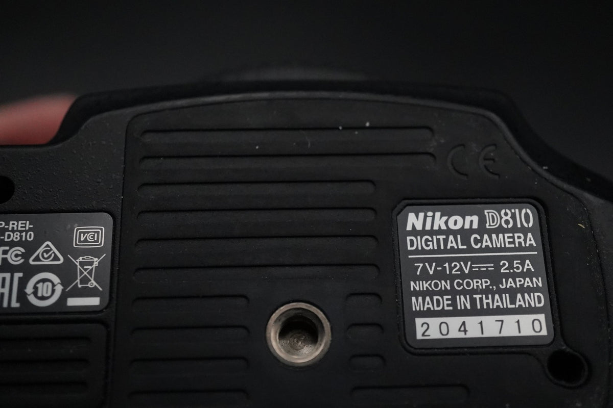 Nikon D810 FX D-SLR Digital Camera 36.3 MP US STOCK #10654