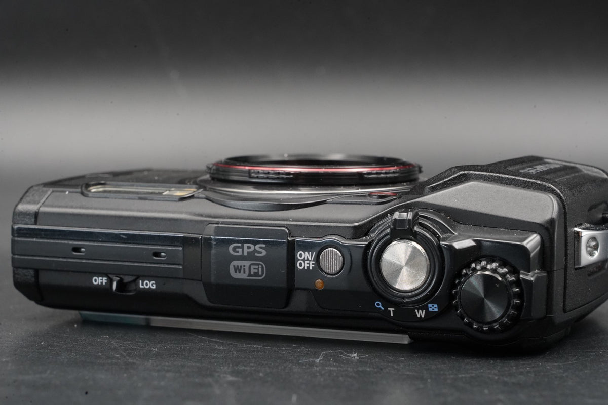 Olympus Tough TG-6 Black Waterproof Digital Camera 12MP -10644 cuts- #11429