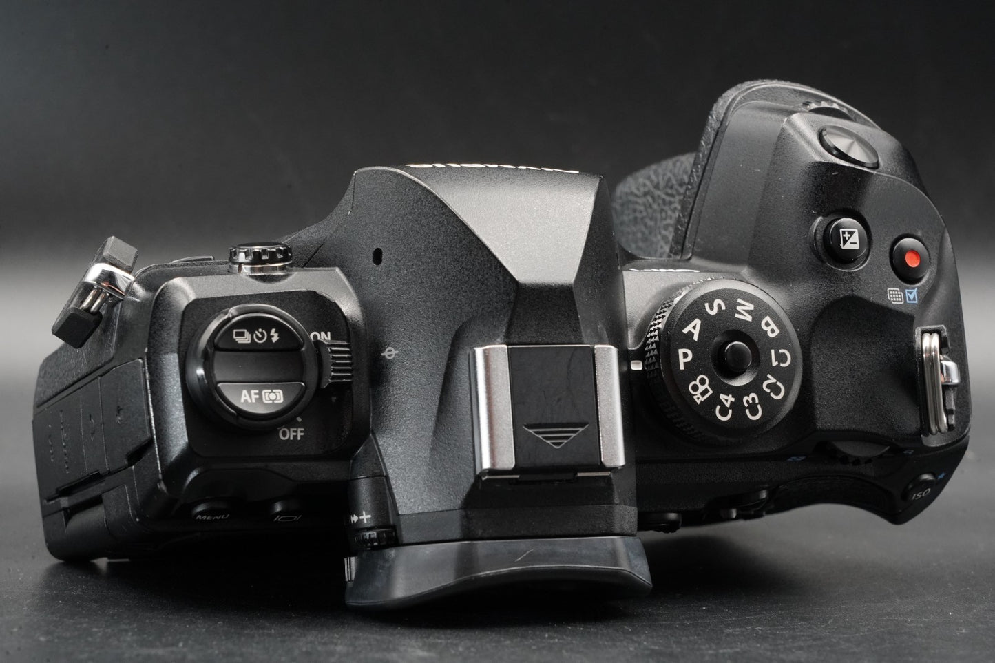 1239 cuts! OLYMPUS OM System OM-1 20.4MP Mirrorless Camera US Duty Paid 11362
