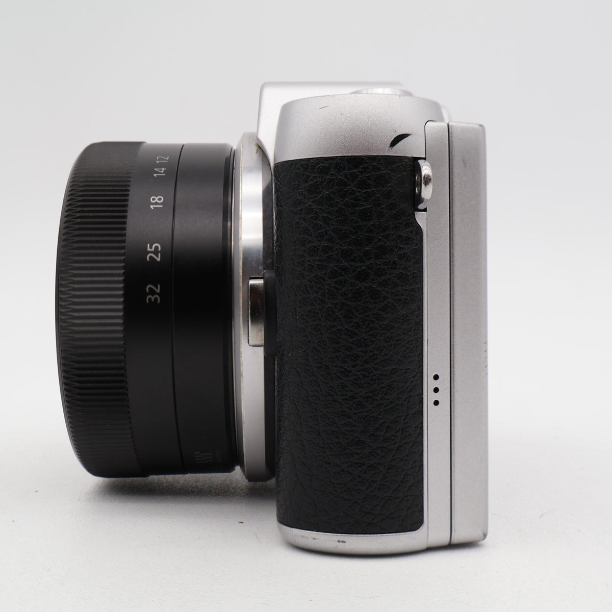 Panasonic DMC-GF7 LUMIX Kamera 12-32mm Objektiv Silber ENGLISCH OK! #11376