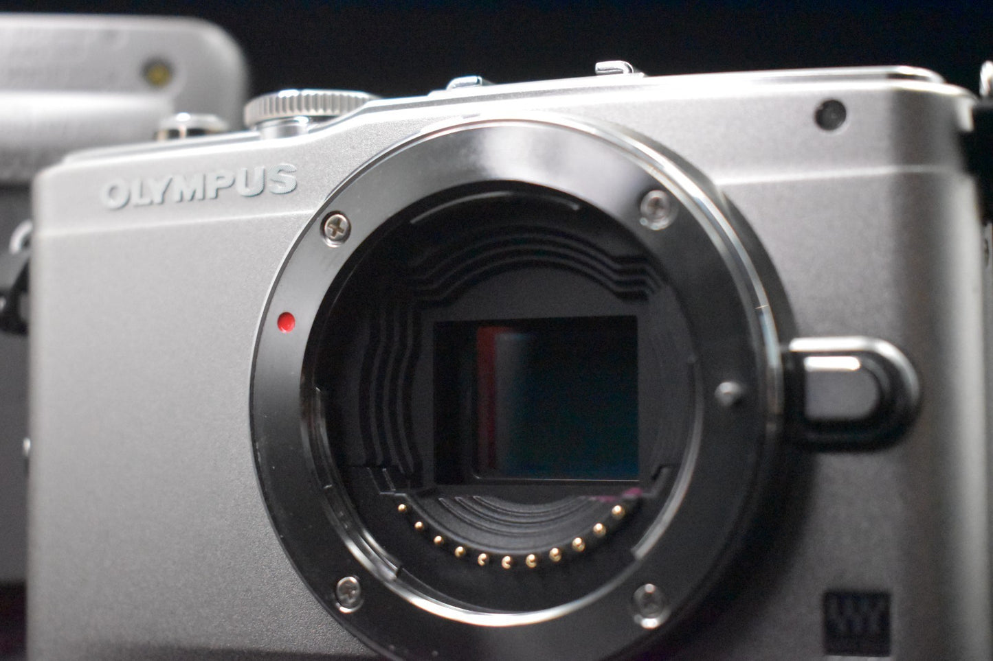 [US Duty Paid] Olympus Pen Lite E-PL6 16.0MP Body Only Silver 8595