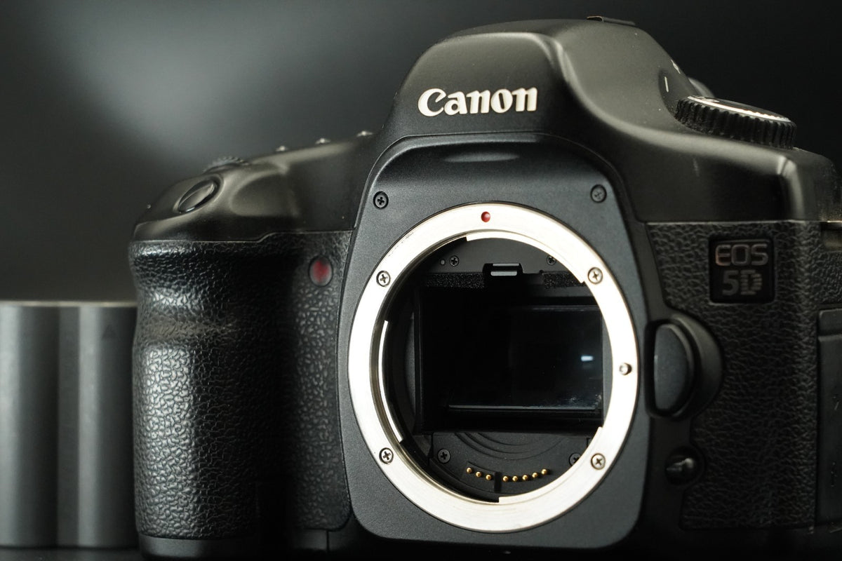 Canon EOS 5D Digital SLR Full Frame Camera Body Only #11917