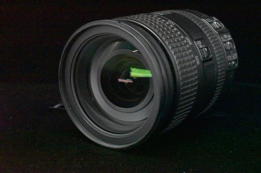 Nikon AF-S FX NIKKOR 28-300mm F/3.5-5.6G ED VR Zoom Lens Near Mint 10581