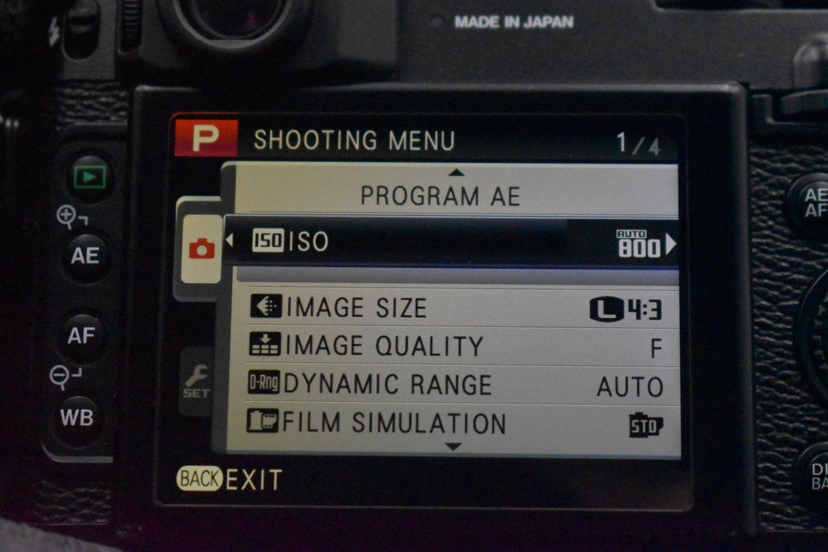 [US Duty Paid] Fujifilm X10 Black pPoint and Shoot Compact Digital Camera 9363