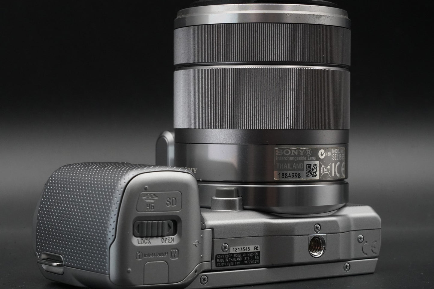 539 cuts! Sony NEX-5 Camera Bundle with 2 Lens Silver 11059