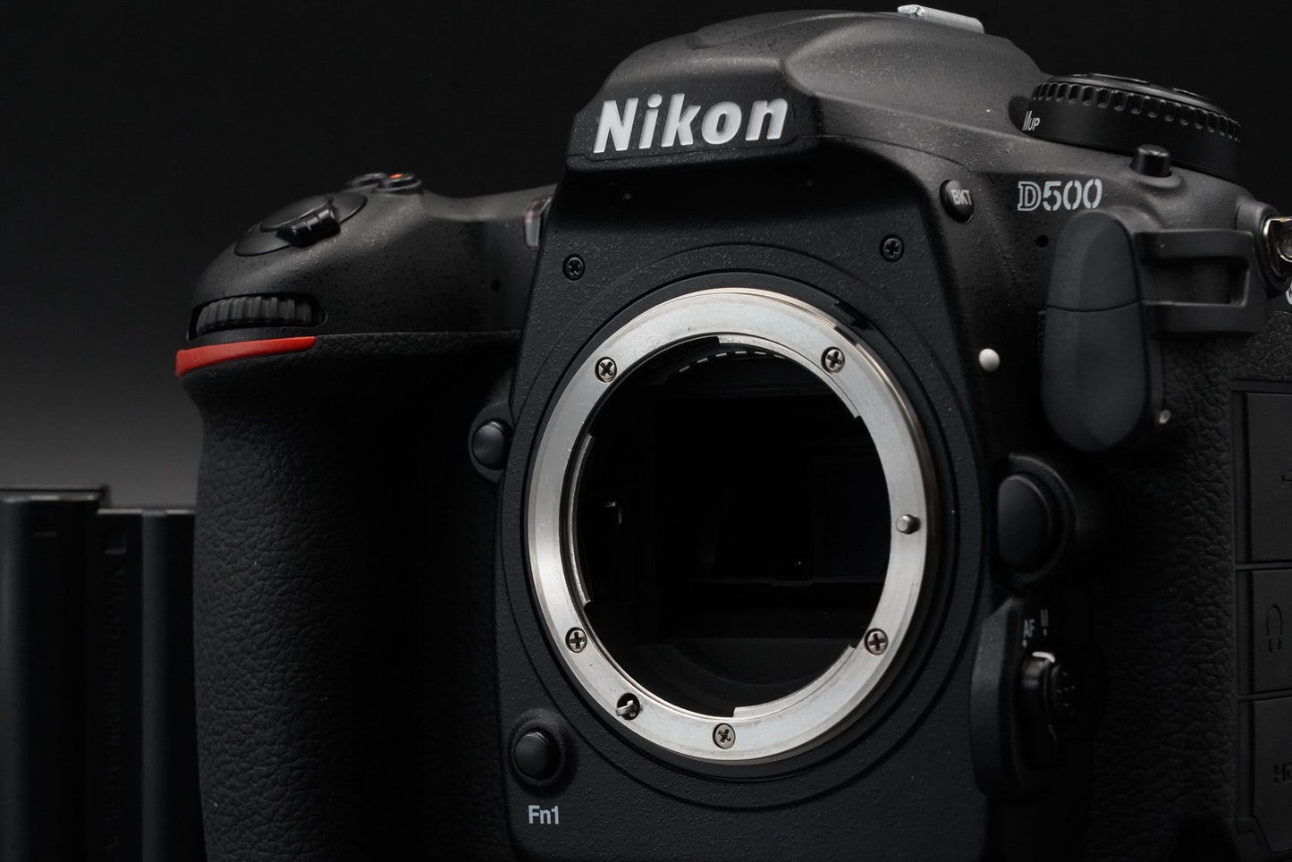 Nikon D500 20.9MP Digital SLR Camera Body US STOCK #10945