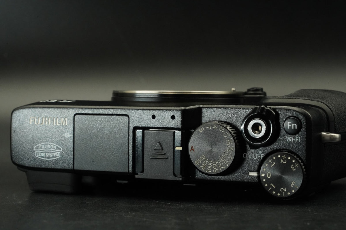 Fujifilm X-E2 Mirrorless Digital Camera Black Used US STOCK #11671