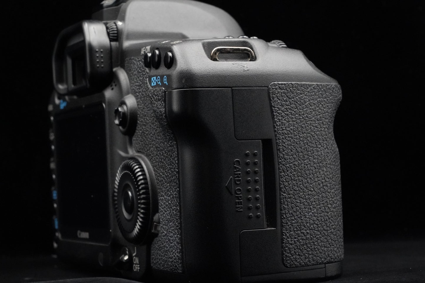 Canon EOS 5D Mark II DSLR Full Frame Video Camera Black US Duty Paid 10325