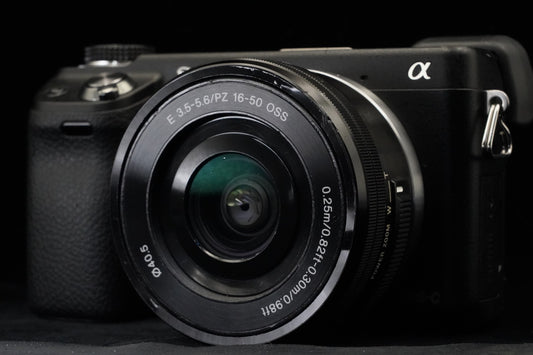 Sony α NEX-6 Digital Camera w/ 16-50mm PZ Lens ENGLISH OK! [] US STOCK #9970