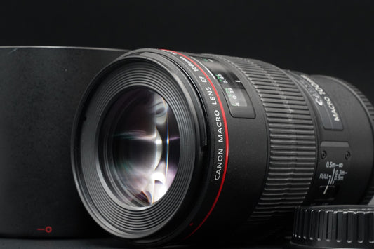 Canon EF 100mm F/2.8 L IS USM Macro Lens US Duty Paid Fast 10614
