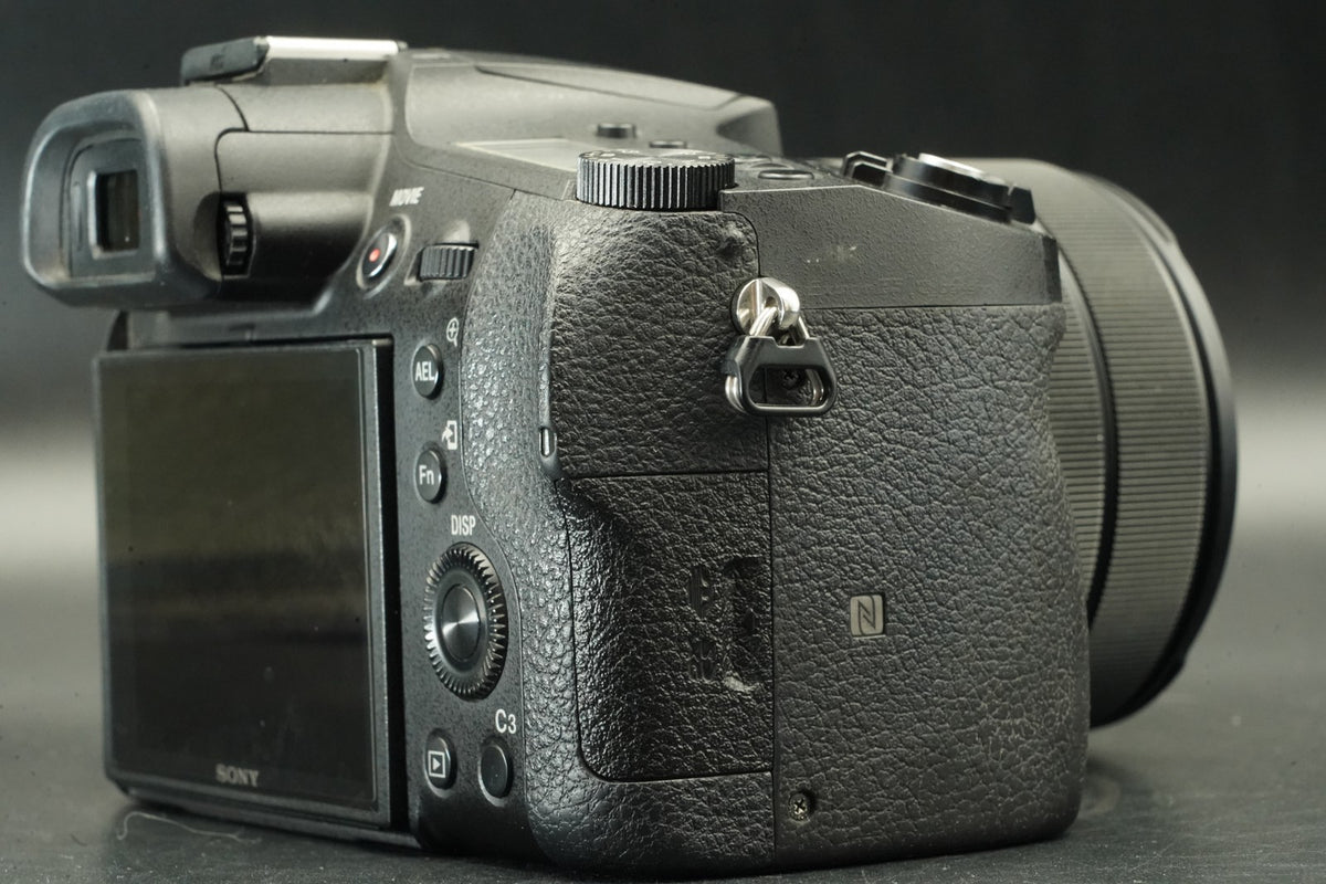 Sony Cyber-Shot RX10 IV 20.1MP Digital Camera DSC-RX10M4 US STOCK #12273