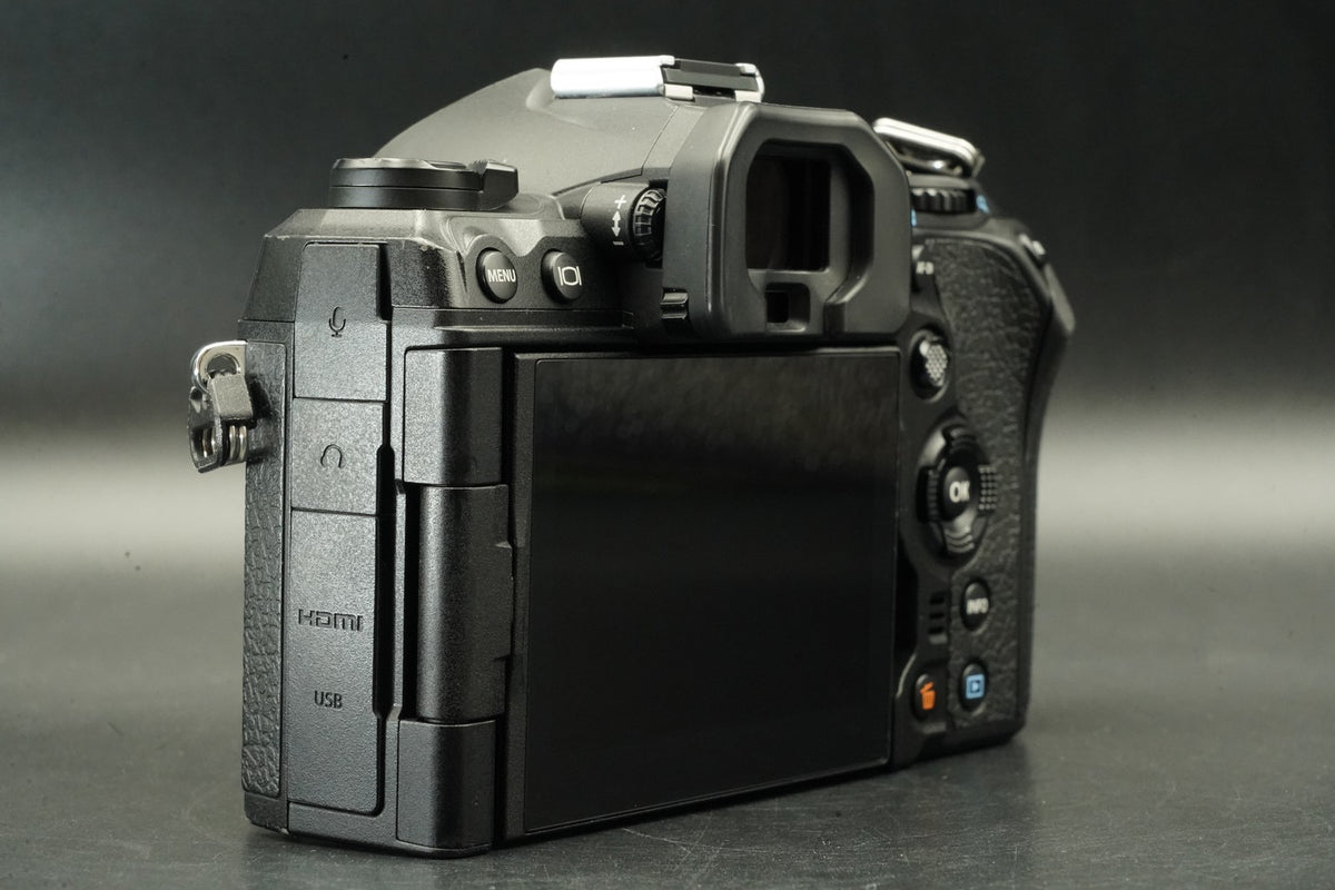 OLYMPUS OM System OM-1 20.4MP Mirrorless Camera -160 cuts- #12156