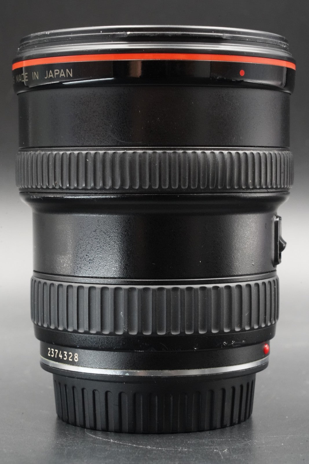 Canon EF 20-35mm f/2.8 L Wide angle Zoom Lens US STOCK #10867