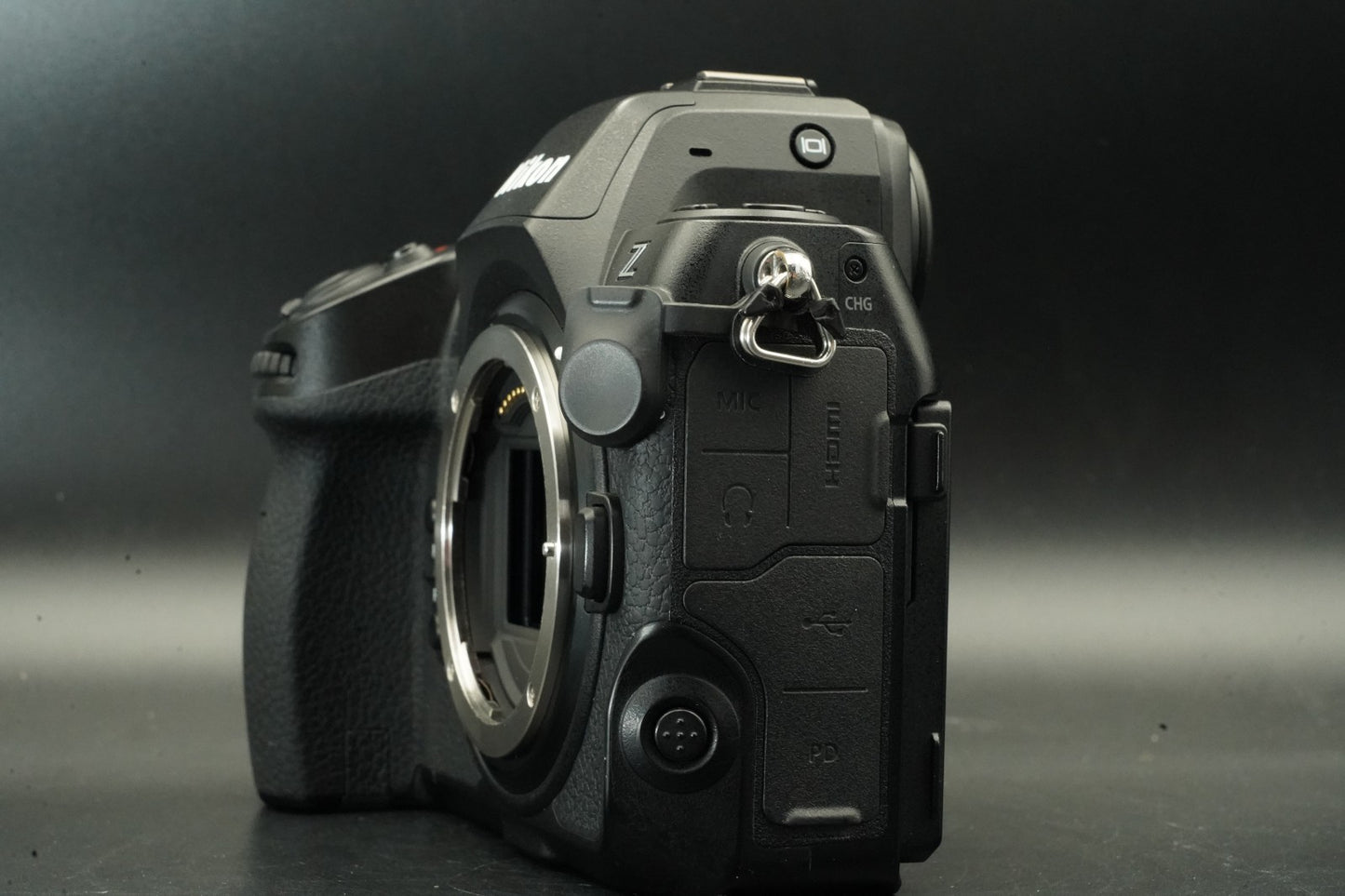 Nikon Z8 Mirrorless Digital Camera Body US DUTY PAID Top Mint 11635