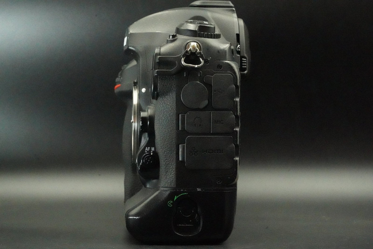 Nikon D5 (XQD-Type) Digital SLR Camera body #12800
