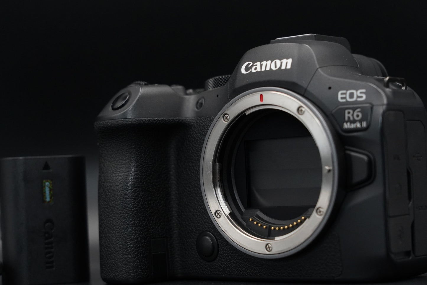 Canon EOS R6 Mark II Full Frame Mirrorless Camera US Duty Paid 10494