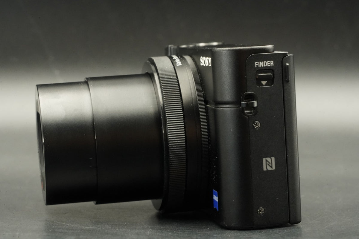 Sony Cyber-shot DSC-RX100 III M3 Point Shoot Digital Camera US STOCK #11554