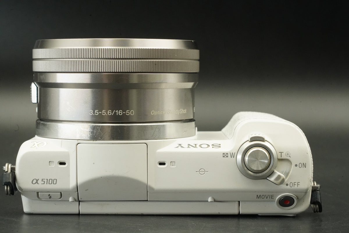 Sony a5100 Digital Camera White with 14-42mm + 55-210mm Lens -34090 cuts- #12365