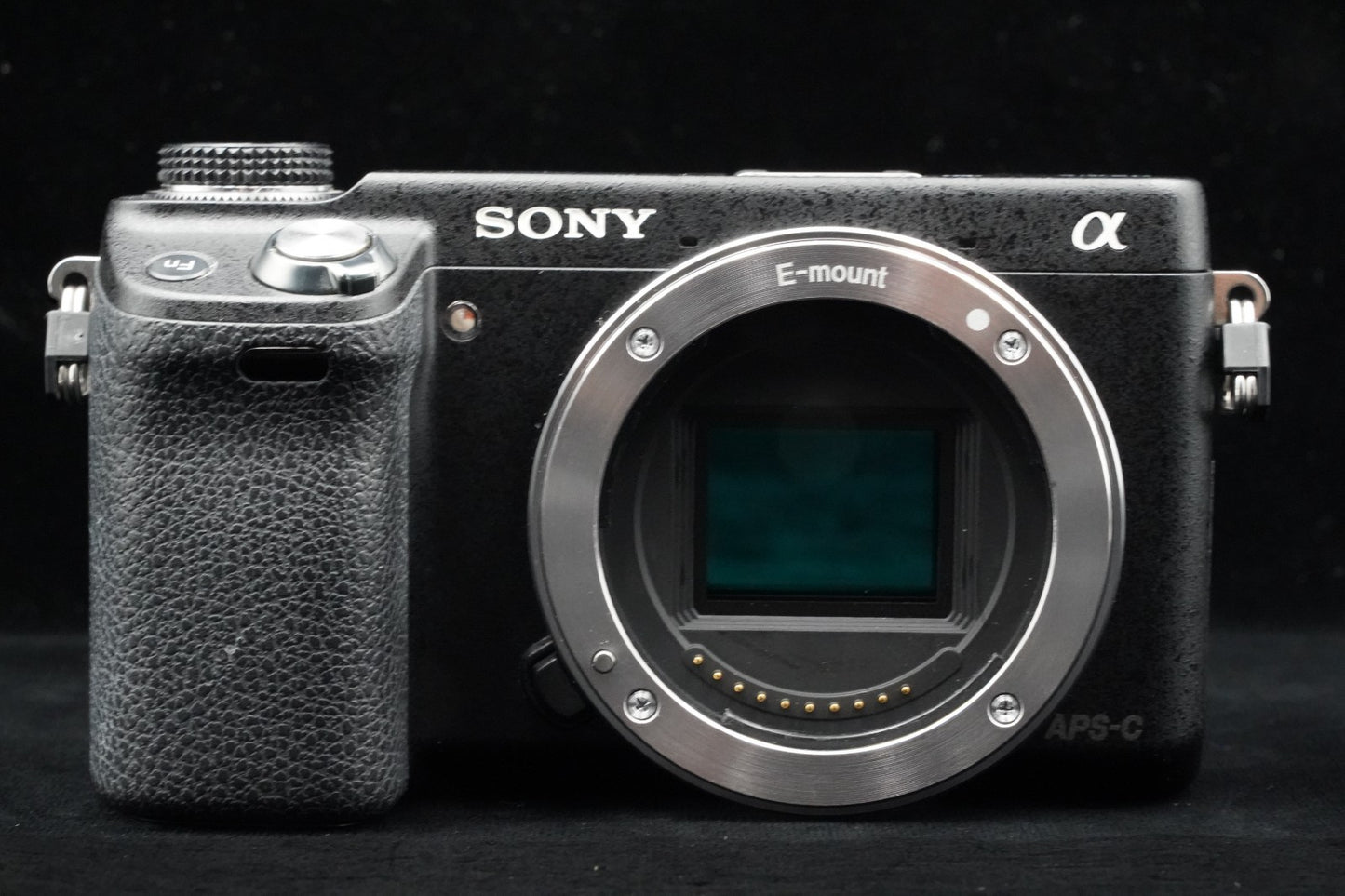 ENGLISH OK! [US Duty Paid] Sony α NEX-6 Digital Camera w/ 16-50mm PZ Lens 9660