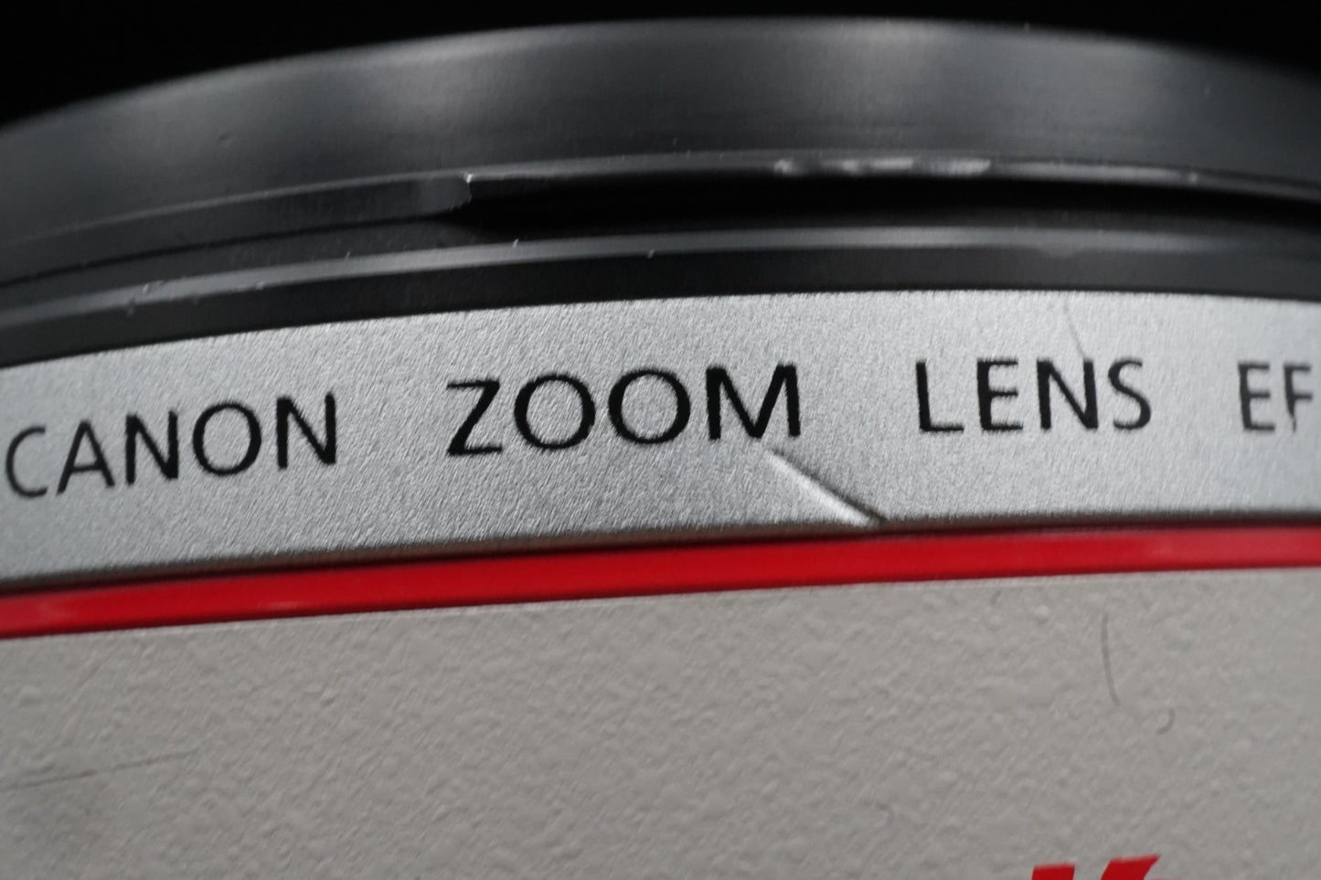 Canon EF 70-200mm F/2.8 L IS USM Telephoto Zoom Lens US Duty Paid 9740