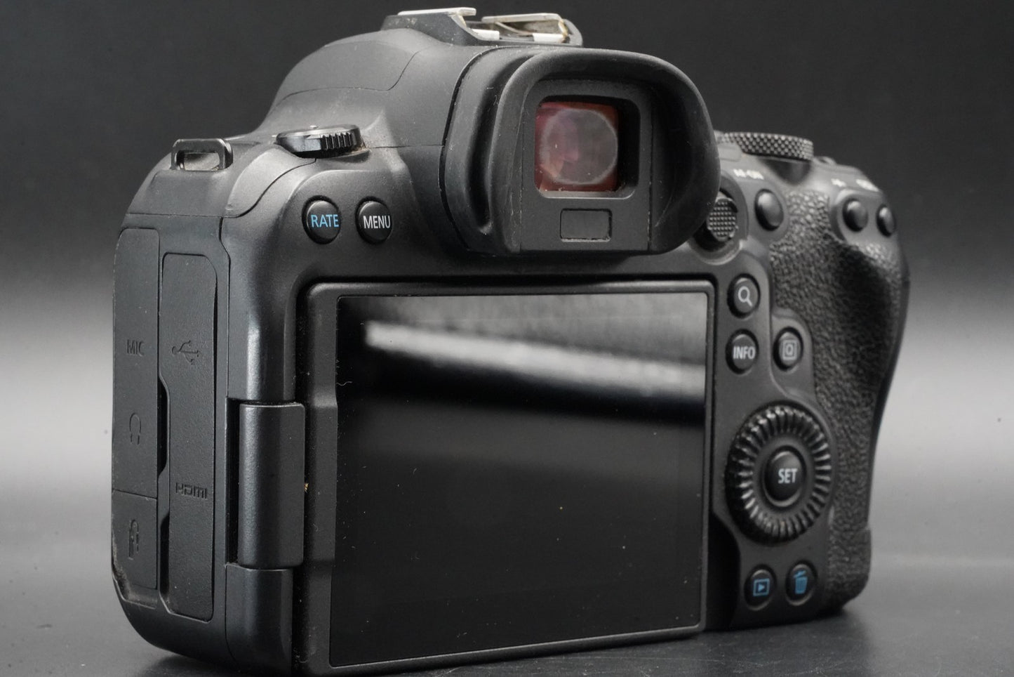 [ US DUTY PAID ] Canon EOS R6 20.1MP Mirrorless Camera 11062