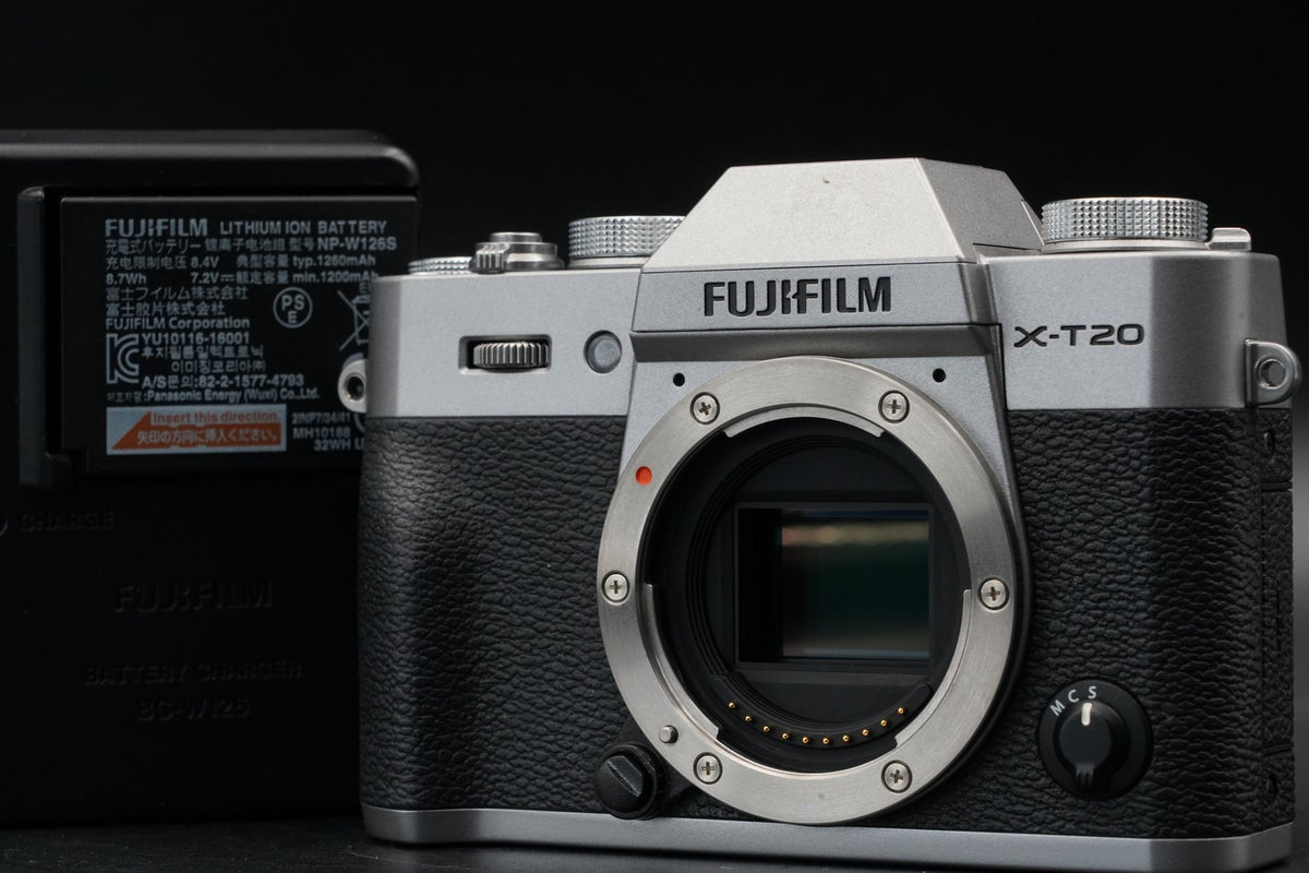 Fujifilm X-T20 24mp Mirrorless Digital Camera Body Silve -3345 cuts- #11168