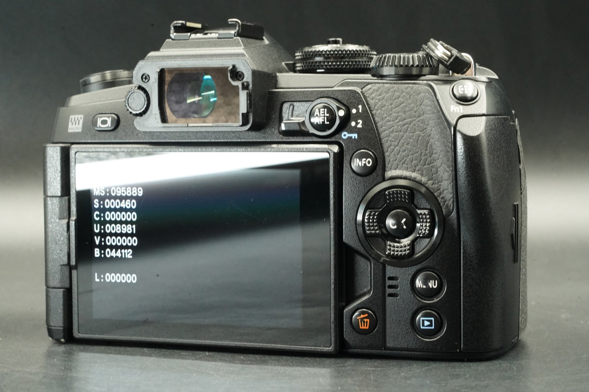 Olympus OM-D E-M1 Mark II Digital Camera Black Body -95889 cut- 12333#