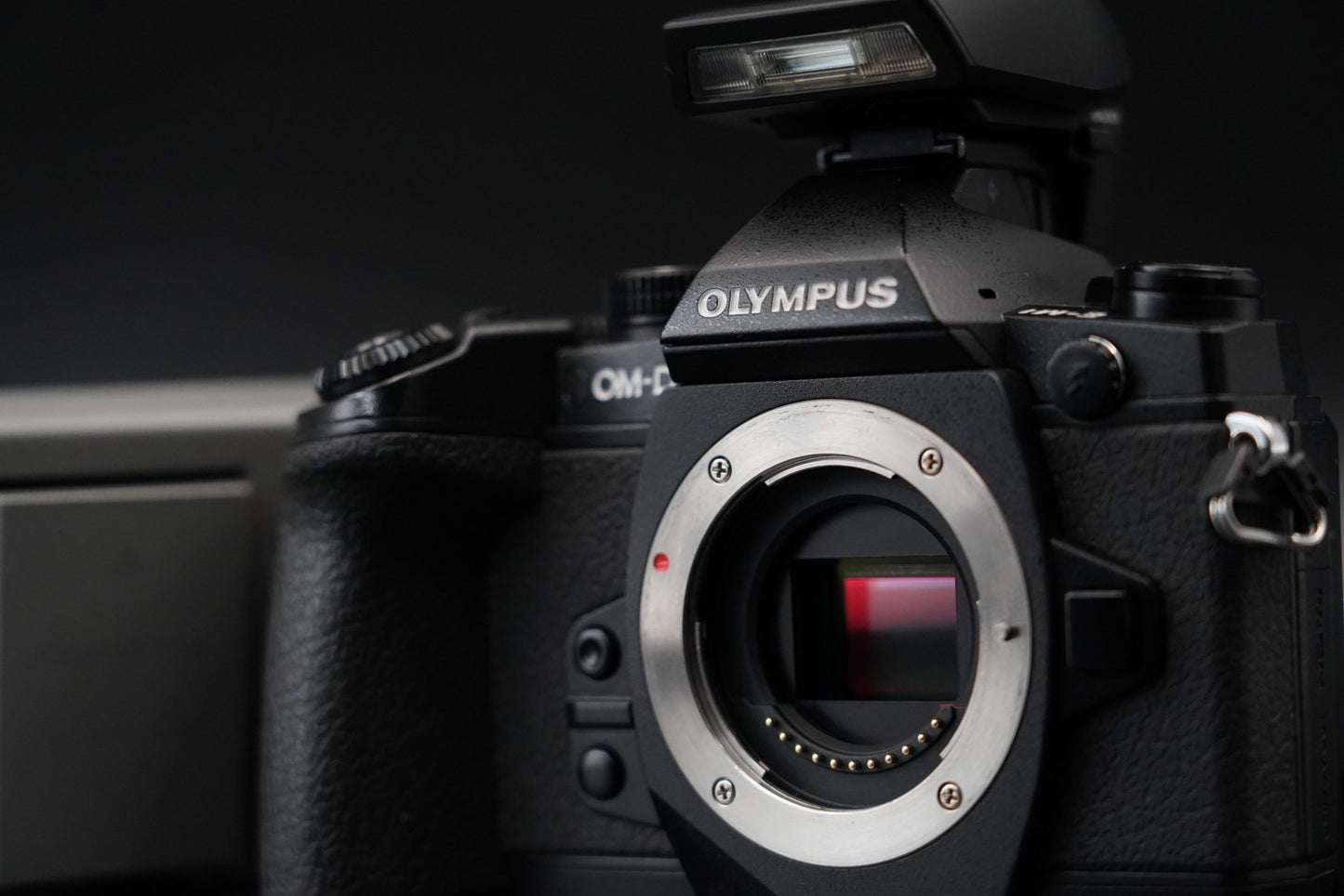 [US Duty Paid] Olympus OM-D E-M1 Digital Camera Black Body From JAPAN 10746