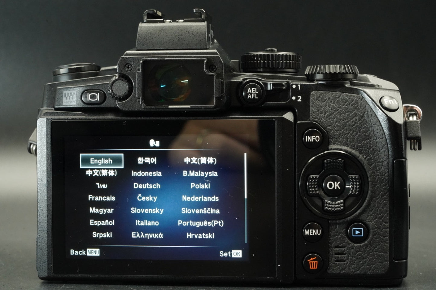 Olympus OM-D E-M1 Digital Camera Black Body -7429 cuts- #11814