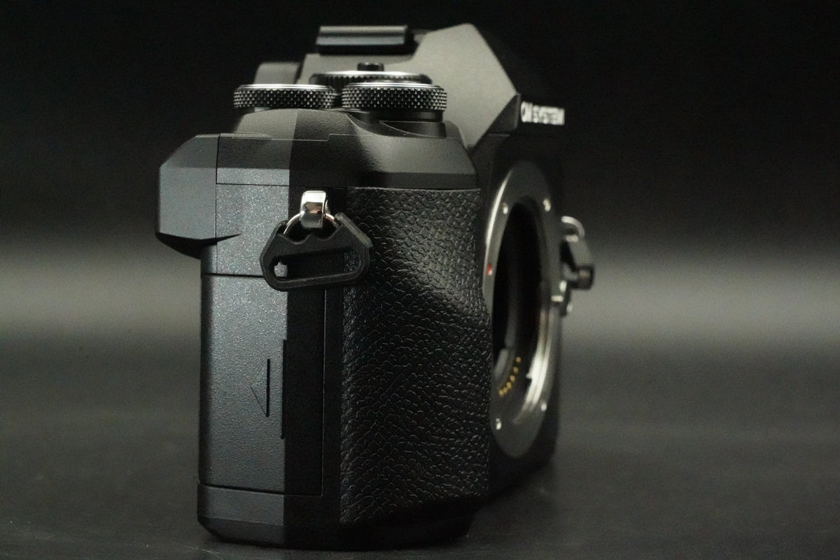 OM SYSTEM OM-5 Mark II Black Mirrorless Digital Camera -2467 cuts- #12741
