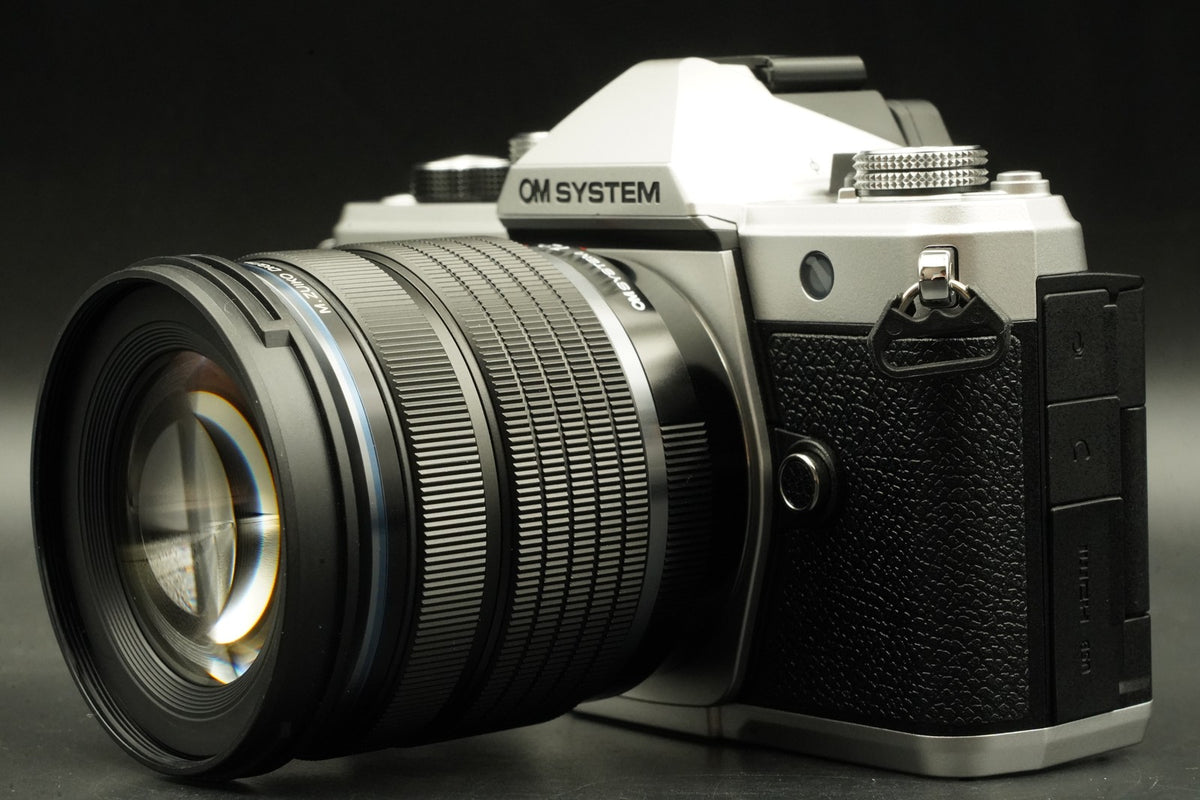 OM SYSTEM OM-3 Mirrorless Camera + M.ZUIKO 12-45mm f/4 Silver -1177 cuts- #12154