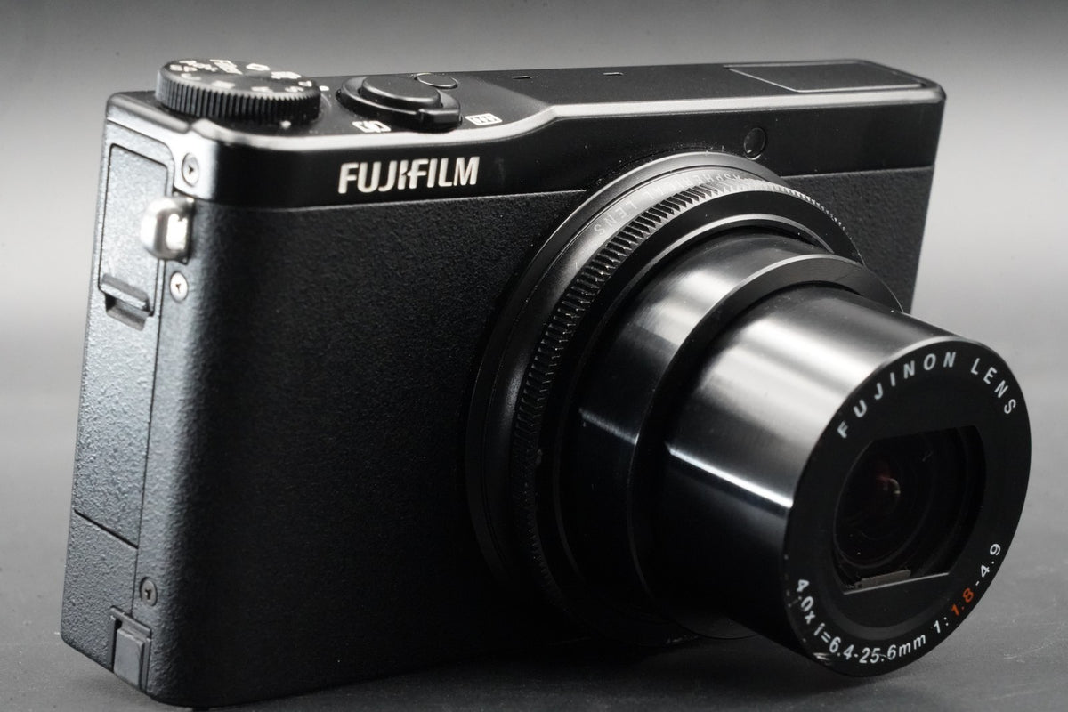 Fujifilm XQ1 Compact Digital Camera Point and Shoot Black #11020