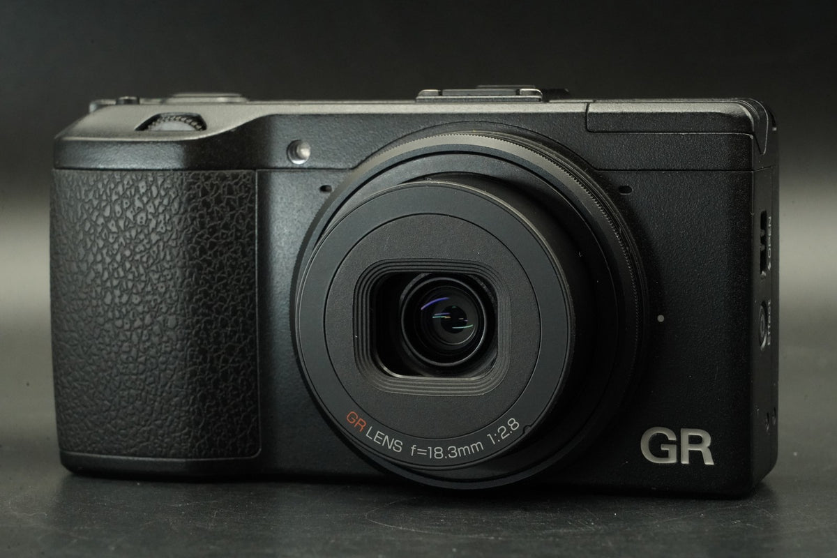 RICOH GR 16.2MP Digital Compact Camera Black -4099 cuts- #11764